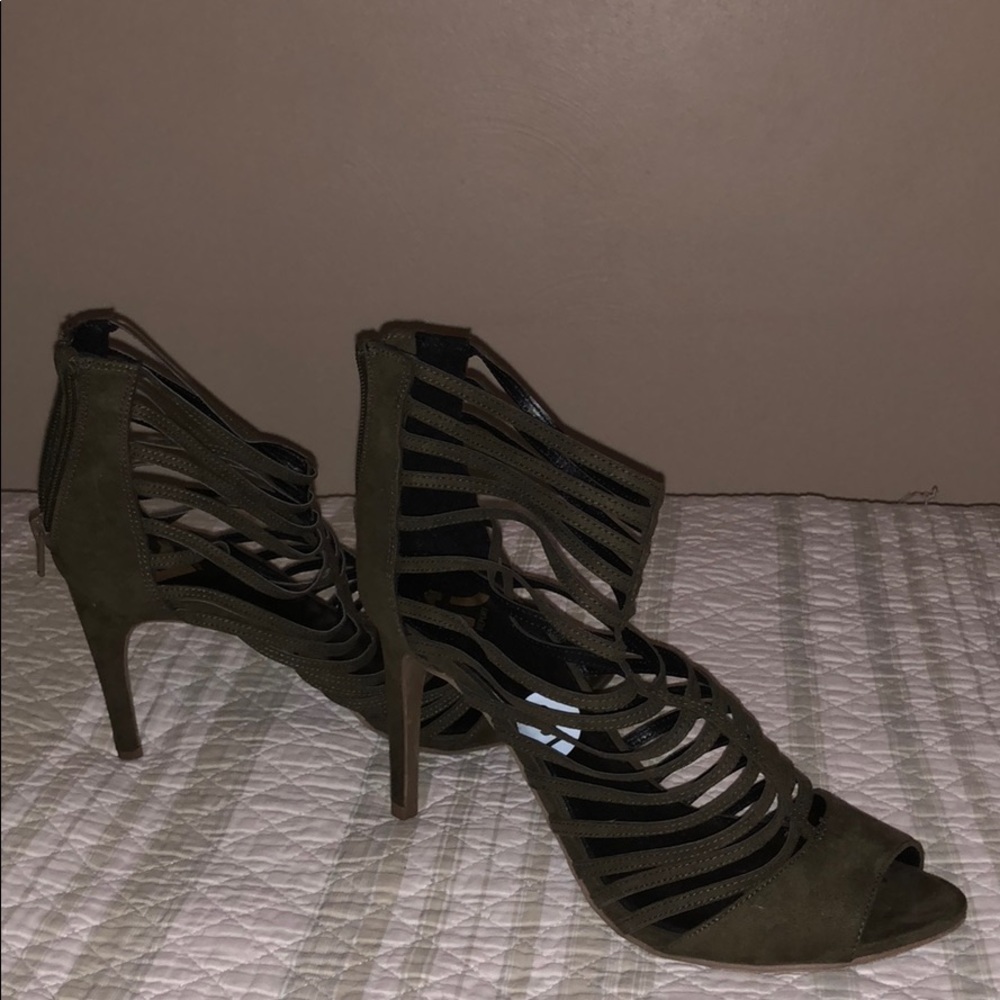 NWOT Olive Green Strappy Stillettos